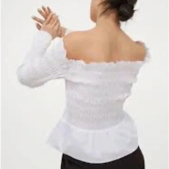 NWT H&M Divided Off The Shoulder Smocked Top - Picture 3 of 6